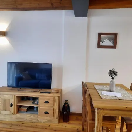 Charme Maison Derby Apartment Villaret